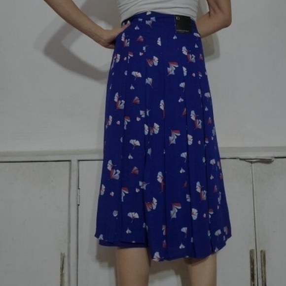 Banana Republic Blue Floral Button Front Skirt - Picture 4 of 12